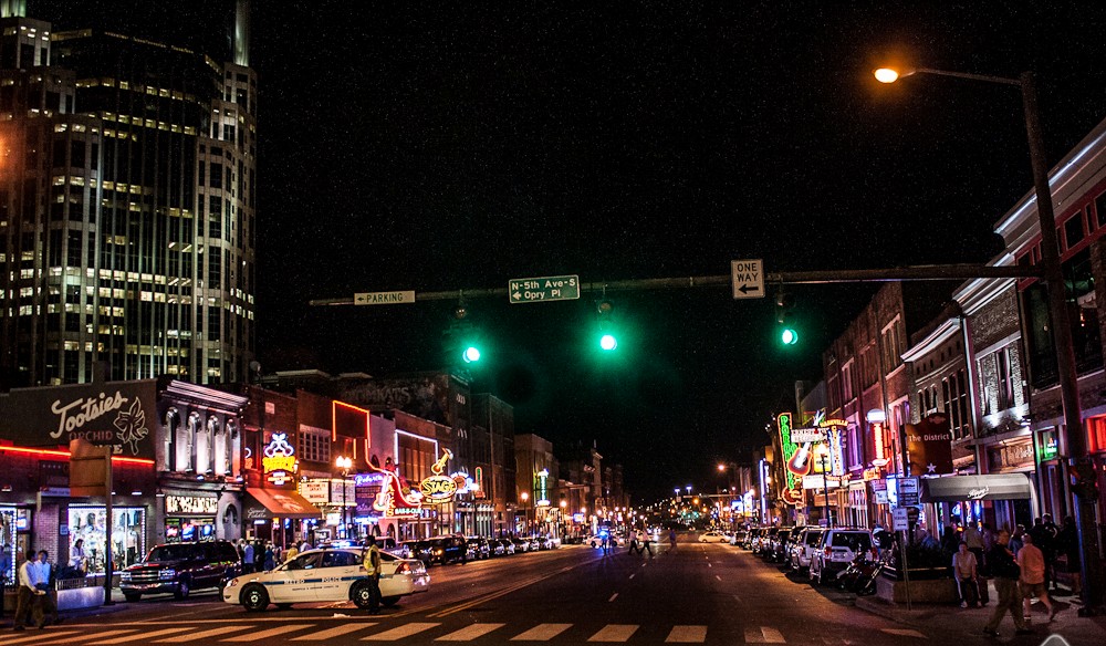 Broadway-Downtown-Nashville2